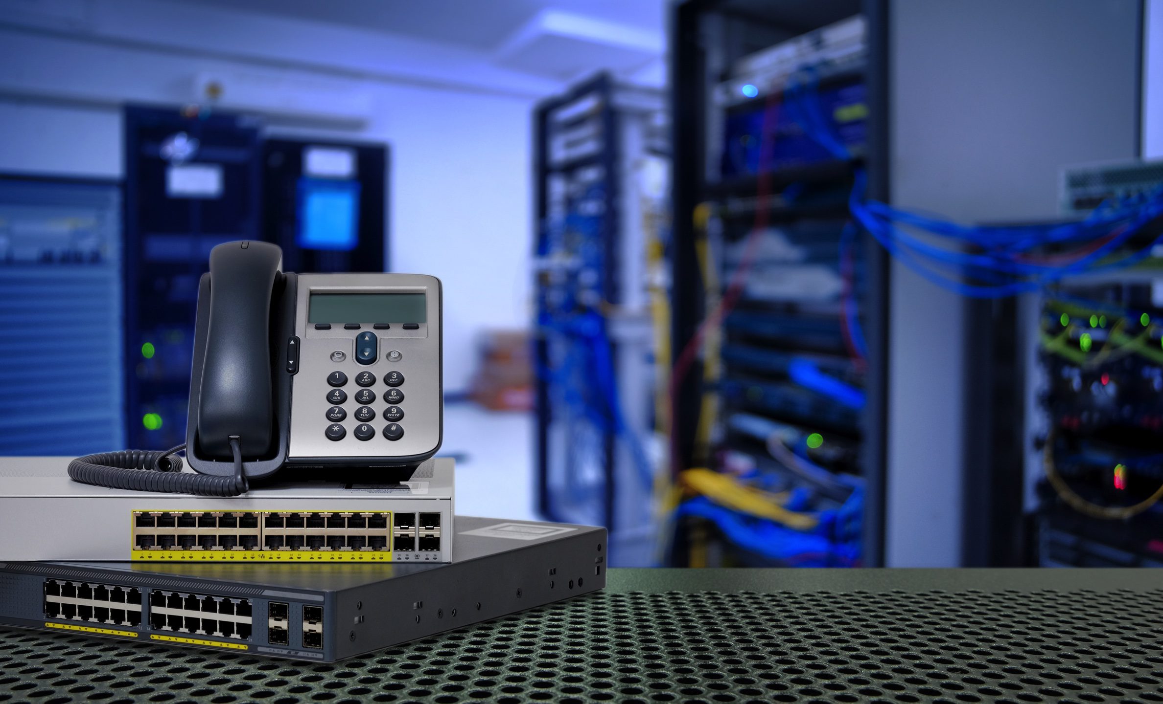 Атс доставка. IP АТС Asterisk. АТС NEC sv8300. Мини АТС Cisco 502. ATS оборудование для телефонии.
